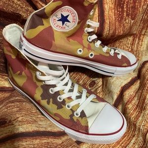 Converse women , size 11.5 men 9.5 $50 USA